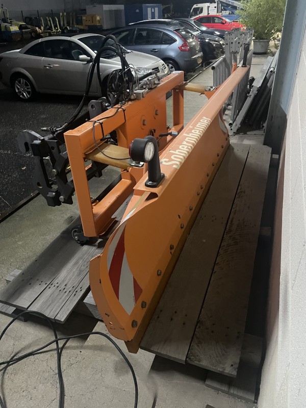 Location lame à neige pour chargeur à Sarreguemines et pays de bitche